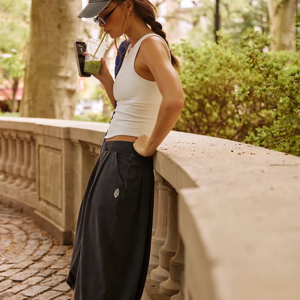 Free People 
Hot Shot Sashay Pants size medium
New without tags